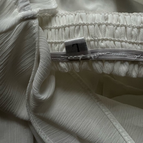 White Flowy Ruffled Dress - Picture 2 of 4